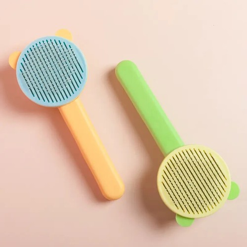 Self cleaning pet dog cat - self,